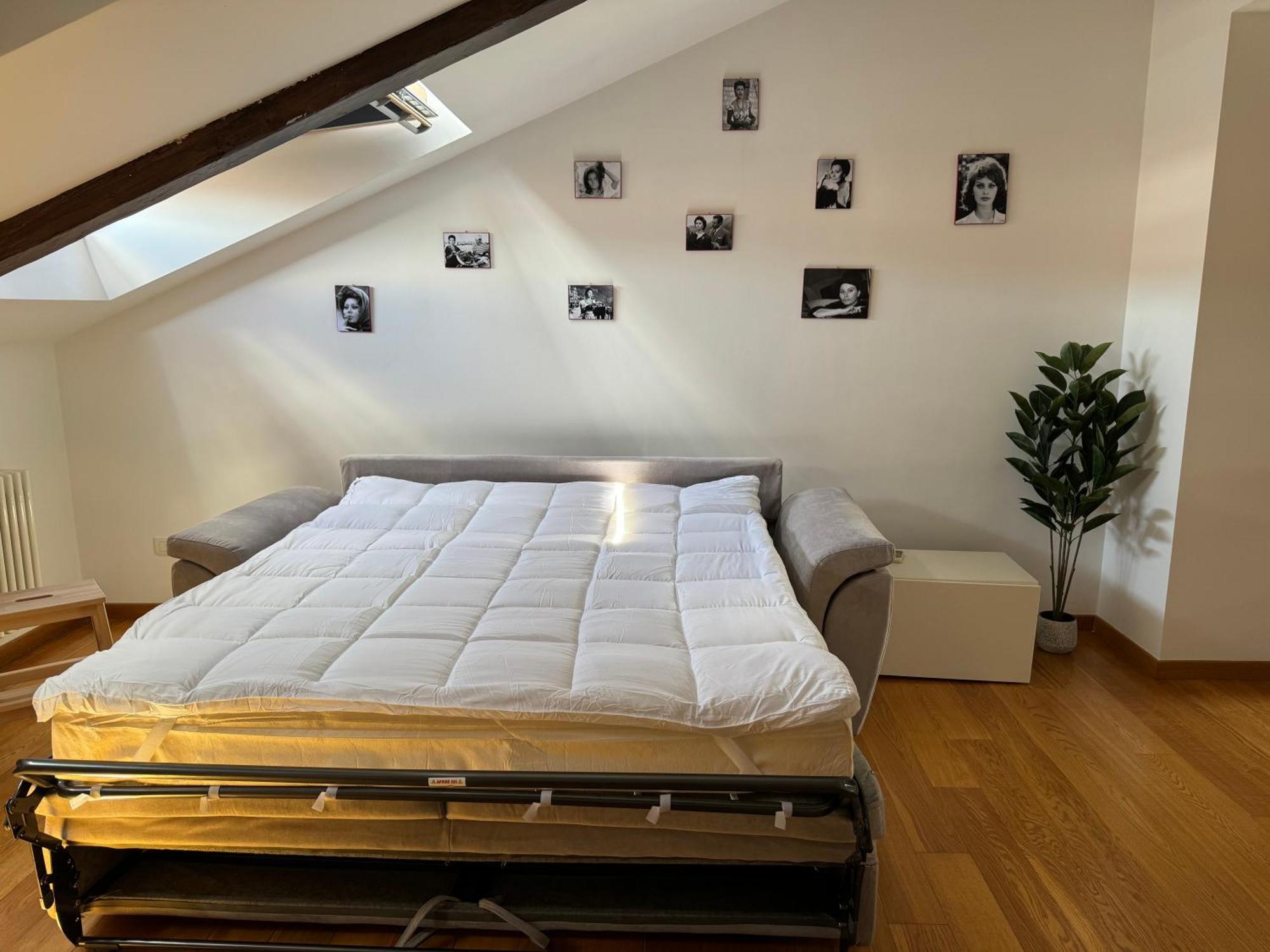 Loren House * Napels