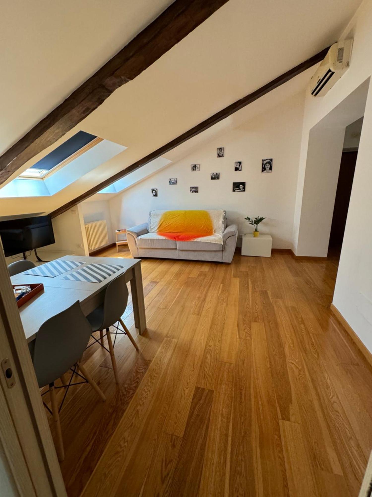 Loren House Appartement